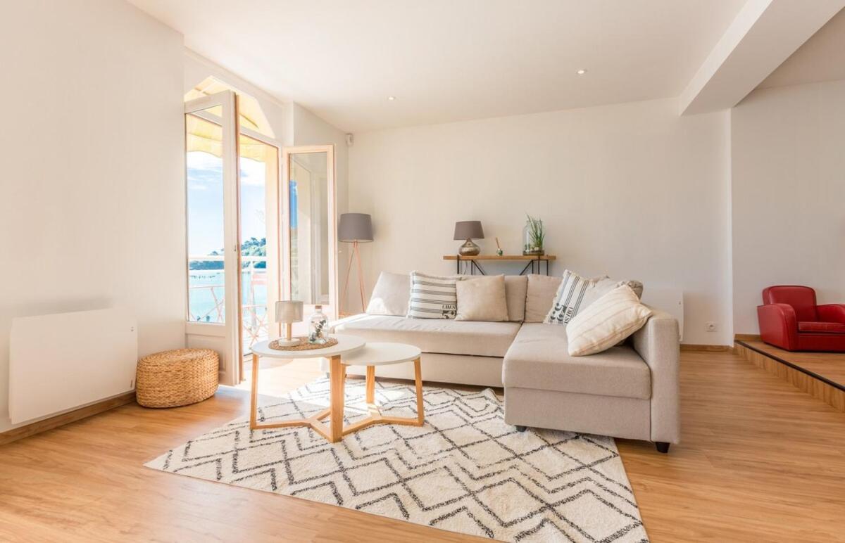 Les Pieds Dans L'Eau - Bel Appartement - Vue Mer Cancale Buitenkant foto