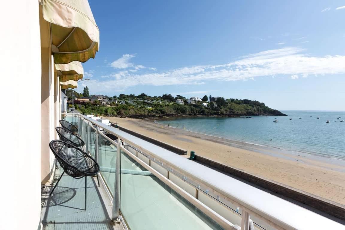 Les Pieds Dans L'Eau - Bel Appartement - Vue Mer Cancale Buitenkant foto